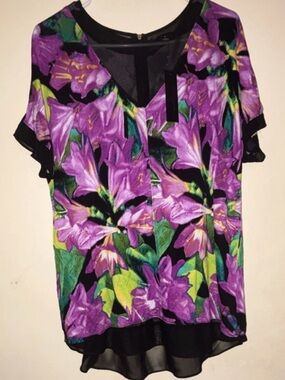 Worthington Purple Floral V-Neck Blouse with Green Accents